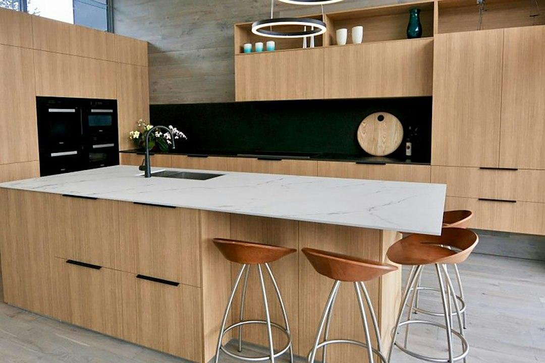 تفصيل مطابخ الفلاح بالرياض وخيارات تصميم المطابخ حسب الميزانية